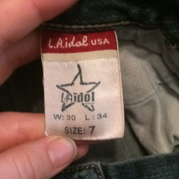 L. A. Idol jeans size 7 - Picture 3 of 4
